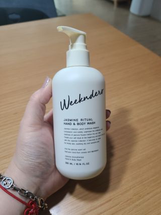 [위켄더스] 기분좋은 하루를 선사해주는 핸드& 바디워시 1종 랜덤발송 — 5점을 준 리뷰어가 2022년 4월 올린 사용 사진