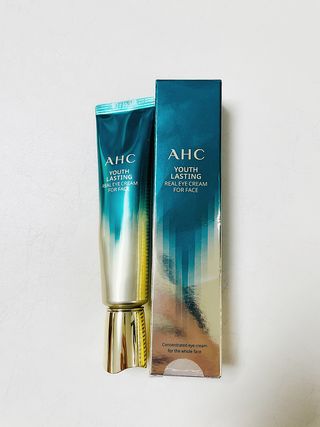 [NEW 탄력유턴 아이크림] AHC 유스 래스팅 리얼 아이크림 포 페이스 — 5점을 준 리뷰어가 2021년 2월 올린 사용 사진