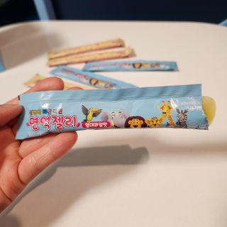 다나음 셀렌에 빠진 아연면역젤리 열대과일맛+사과맛 — 5점을 준 리뷰어가 2023년 1월 올린 사용 사진