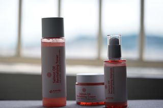 아이앤립 / EYENLIP 아이앤립 연어오일 리바이탈라이징 토너+앰플+크림 3종 세트 — 1.5점을 준 리뷰어가 2021년 6월 올린 사용 사진
