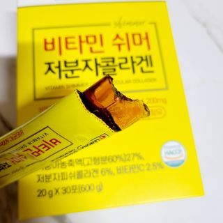 자연에온 경남제약 비타민 쉬머 저분자콜라겐 20g x 30포 — 5점을 준 리뷰어가 2021년 12월 올린 사용 사진