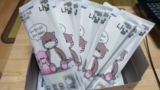케이파이 나날마스크 [케이파이 나날] KF94 마스크 50매입 (개별포장) ,  여름에도 좋은 숨쉬기 편한 순수 국산 마스크 — 5점을 준 리뷰어가 2022년 7월 올린 사용 사진