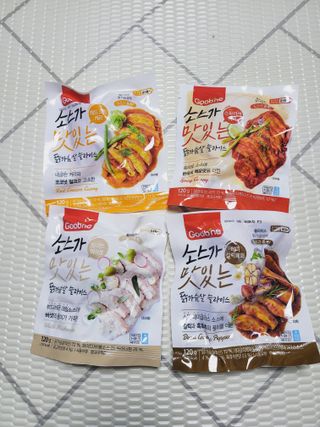 굽네몰 [굽네] 소스가 맛있는 닭가슴살 슬라이스 4종 — 5점을 준 리뷰어가 2021년 12월 올린 사용 사진