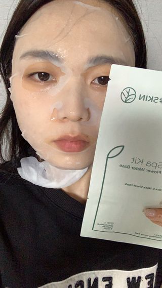 태그스킨 4스텝 주름개선 피부미백 영양 마스크팩 3개 세트(최신버전) — 5점을 준 리뷰어가 2022년 3월 올린 사용 사진