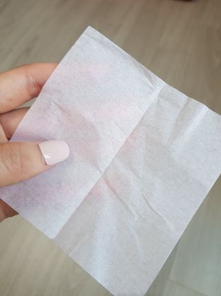 [갸스비] 메이크업은 그대로, 피지만 쏙 - BB킵 오일컨트롤 파우더 페이퍼 — 5점을 준 리뷰어가 2021년 6월 올린 사용 사진