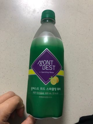 몽베스트 Montbest with Sparkling water Lemon OR Lime 20병(랜덤) — 5점을 준 리뷰어가 2021년 10월 올린 사용 사진