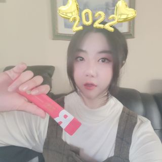 디오르 버닝레드 — 5점을 준 리뷰어가 2022년 1월 올린 사용 사진