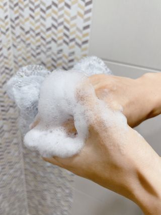 유이크 바이옴 레미디 바디 워시 — 5점을 준 리뷰어가 2022년 11월 올린 사용 사진