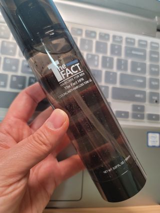 The Fact 더팩트 에이치에프엔 쿨링 안티헤어로스 토닉 젤 150ml — 5점을 준 리뷰어가 2022년 5월 올린 사용 사진