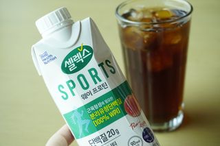 셀렉스스포츠 셀렉스 스포츠 웨이 프로틴 복숭아_ 330ml x 12팩 — 5점을 준 리뷰어가 2021년 4월 올린 사용 사진