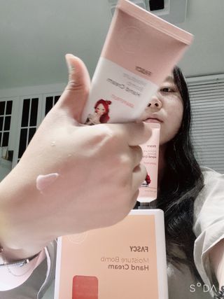 파시 FASCY 高保湿ハンドクリーム40ml+80ml セット — 4점을 준 리뷰어가 2021년 7월 올린 사용 사진