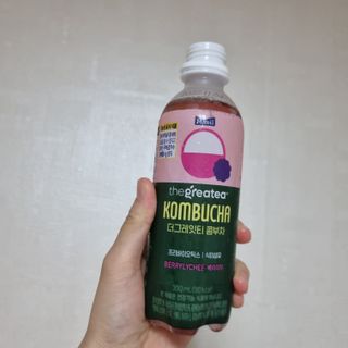 더그레잇티 콤부차 300ml *12개입 (오리지널 6개+베리리치 6개) — 5점을 준 리뷰어가 2022년 7월 올린 사용 사진