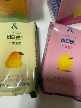 비타앤C 레몬맛, 망고맛 — 5점을 준 리뷰어가 2021년 4월 올린 사용 사진