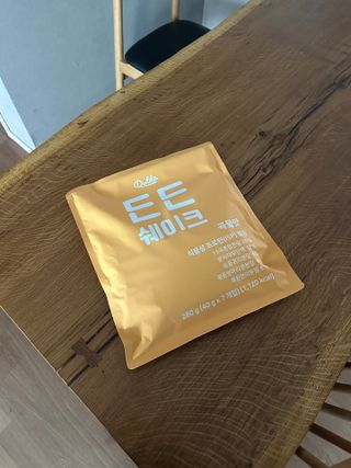 [덜다] 든든 식물성 단백질 쉐이크 40g X 7입 (곡물/딸기) — 5점을 준 리뷰어가 2023년 8월 올린 사용 사진