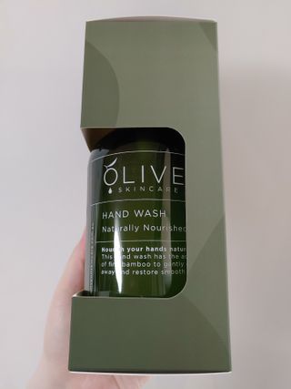 올리브 오일 스킨케어 컴퍼니 [OOSC] 촉촉 깨끗 내추럴리 너리시드 핸드워시 500ml — 4점을 준 리뷰어가 2021년 5월 올린 사용 사진