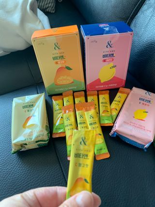 비타앤C 레몬맛, 망고맛 — 5점을 준 리뷰어가 2021년 4월 올린 사용 사진