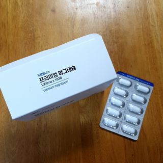 [푸름웰니스] 프리미엄 마그네슘 (1000mgX180정) — 4점을 준 리뷰어가 2022년 3월 올린 사용 사진