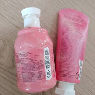[후르디아] 복숭아 바디워시+바디에센스 세트 — 5점을 준 리뷰어가 2021년 3월 올린 사용 사진
