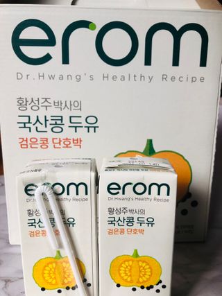 이롬 황성주 박사의 국산콩 두유 검은콩 단호박 — 4.5점을 준 리뷰어가 2021년 2월 올린 사용 사진