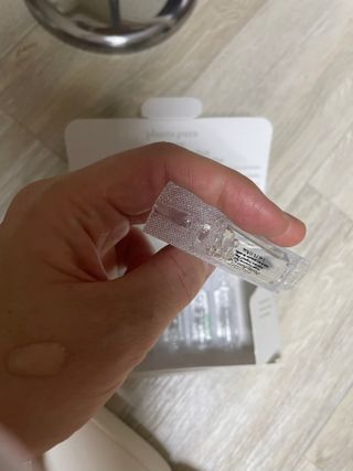 유니베르소 산소앰플 7일 집중케어 앰플 — 5점을 준 리뷰어가 2021년 6월 올린 사용 사진