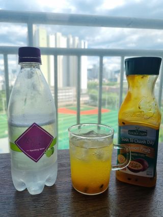몽베스트 Montbest with Sparkling water 플레인/라임/레몬 20병(랜덤) — 5점을 준 리뷰어가 2024년 5월 올린 사용 사진