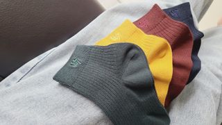 [사이즈가 있는 양말 필로이] 남/여 골지 발목 양말 4족 세트 남【S, M, L, XL】여【S, M, L】_컬러 랜덤 — 4점을 준 리뷰어가 2022년 6월 올린 사용 사진