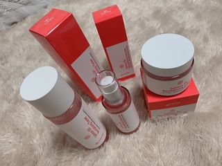 아이앤립 / EYENLIP 아이앤립 연어오일 리바이탈라이징 토너+앰플+크림 3종 세트 — 5점을 준 리뷰어가 2021년 6월 올린 사용 사진