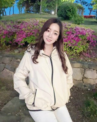 크노텐 후디집업자켓(다이어트땀복) — 5점을 준 리뷰어가 2022년 5월 올린 사용 사진