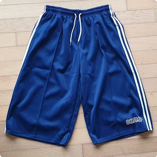 다운블로우 7부 8부 버뮤다 루즈핏 트레이닝 투라인 와이드 반바지  ACC SS1010 — 5점을 준 리뷰어가 2025년 7월 올린 사용 사진