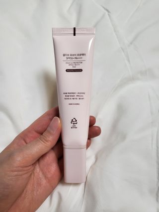 프리마인 선크림만 바꿨을 뿐인데 매일 물 2L챙겨먹고 기초케어 완벽하게 한 물빛피부 완성,셀라브UV프로텍터 — 5점을 준 리뷰어가 2023년 6월 올린 사용 사진