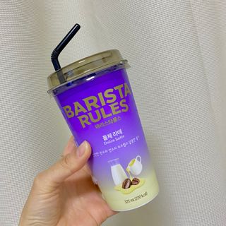 바리스타룰스 돌체 라떼 — 4점을 준 리뷰어가 2023년 4월 올린 사용 사진