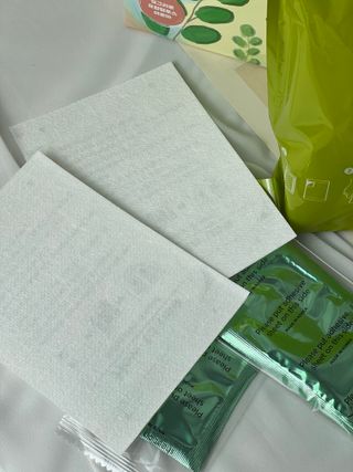 [레제르] 아로마 수액패치 발패치 30매입 -라벤더향/유칼립투스향/대나무향 — 5점을 준 리뷰어가 2022년 11월 올린 사용 사진