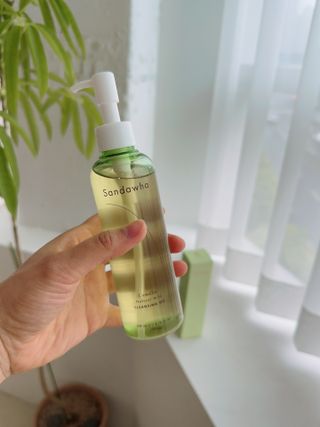 스킨큐어 산다화 순한 클렌징 동백 오일 200ml — 5점을 준 리뷰어가 2023년 4월 올린 사용 사진