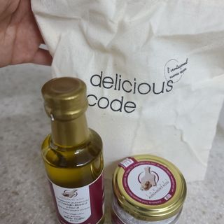 [딜리셔스코드] 타르투피 알레산드로 로시 트러플 소금 100g +트러플 오일 100ml set — 5점을 준 리뷰어가 2022년 4월 올린 사용 사진