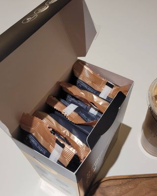 서울약사신협_프리미엄포스트바이오틱스골드_5g x 50포 — 5점을 준 리뷰어가 2021년 3월 올린 사용 사진