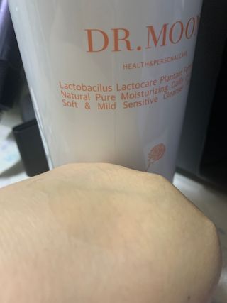 프리[닥터문] 유산균 락토케어 질경초 여성청결제 1000ml (젤타입) — 3.5점을 준 리뷰어가 2022년 7월 올린 사용 사진
