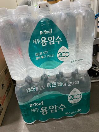 닥터유 제주용암수 닥터유 용암수 530ml — 3.5점을 준 리뷰어가 2022년 5월 올린 사용 사진