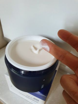 세이지빼빼 빼빼B 슬리미 히알 바디밤 150g — 4점을 준 리뷰어가 2022년 11월 올린 사용 사진