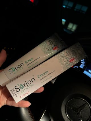 건선/아토/습진/민감성 피부 천연보습진정크림 소리온 크림 & 센시티브 크림 50g — 5점을 준 리뷰어가 2022년 1월 올린 사용 사진