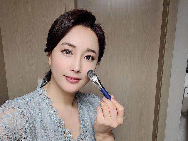 [미아우라] 119 CURVED FOUNDATION BRUSH 리뷰 사진