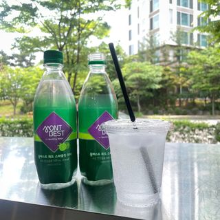 몽베스트 Montbest with Sparkling water Lime20병 — 4.5점을 준 리뷰어가 2022년 5월 올린 사용 사진