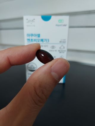 메디포스트 모비타 아쿠아셀 엔초비오메가3 60캡슐 — 5점을 준 리뷰어가 2022년 12월 올린 사용 사진