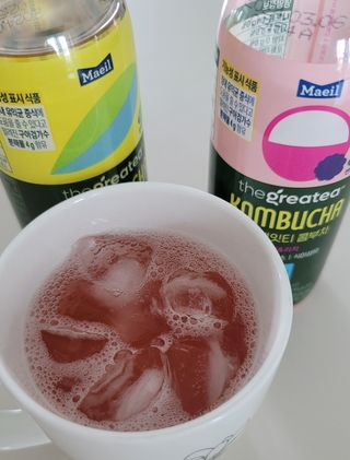 더그레잇티 콤부차 [매일유업] 더그레잇티 44kcal 콤부차 300ml *12개입 (오리지널 6개+베리리치 6개) — 4점을 준 리뷰어가 2023년 8월 올린 사용 사진
