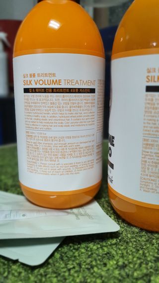 썸헤어 / SUMHAIR 썸헤어 실크 볼륨 샴푸+트리트먼트 프룻자스민티 — 5점을 준 리뷰어가 2021년 4월 올린 사용 사진