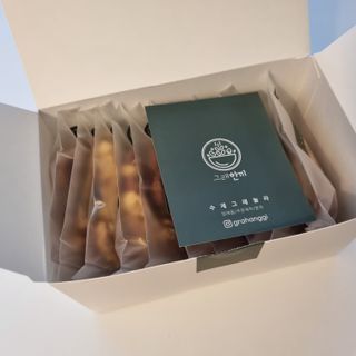 [그래한끼] 무설탕/저당 시리얼타입 수제그래놀라 (40gX10개) — 5점을 준 리뷰어가 2022년 9월 올린 사용 사진