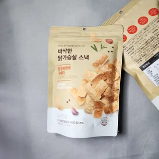 모던하우스 오픈에 구워 바삭한 국내산 닭가슴살 스낵 — 5점을 준 리뷰어가 2022년 10월 올린 사용 사진
