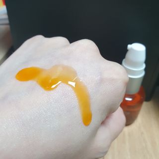 유니베르소 로즈힙 오일 15ml — 3점을 준 리뷰어가 2021년 5월 올린 사용 사진