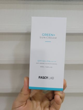파시랩 그린 플러스 선크림 — 5점을 준 리뷰어가 2021년 6월 올린 사용 사진