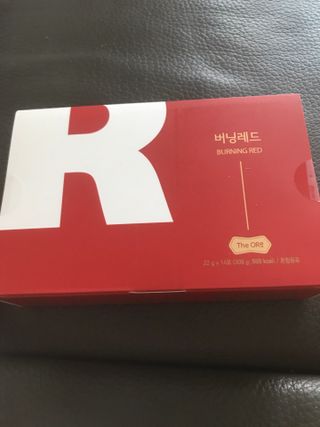디오르 버닝레드 — 5점을 준 리뷰어가 2022년 2월 올린 사용 사진