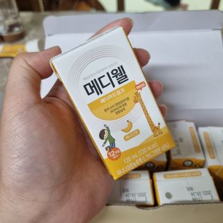 메디웰 페디아드링크 미니 바나나맛 — 5점을 준 리뷰어가 2022년 8월 올린 사용 사진